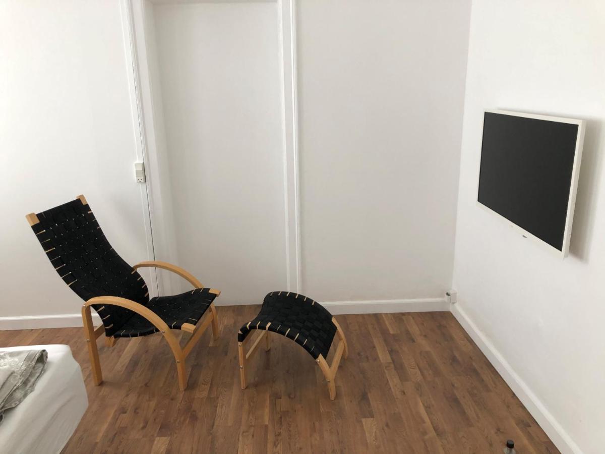 Hostel In Quiet White Hortensiavej 8 On Frederiksberg C Kopenhagen